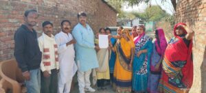 Read more about the article 4 दिनों से पानी की समस्याओं से जूझ रहे सेक्टर 10 संस्कार नगर के लोगों ने एवं पानी का पाइप लीकेज होने से